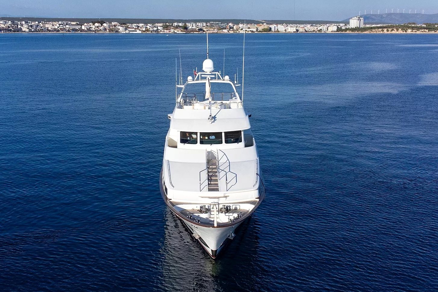 View 9: Benetti Gallus
