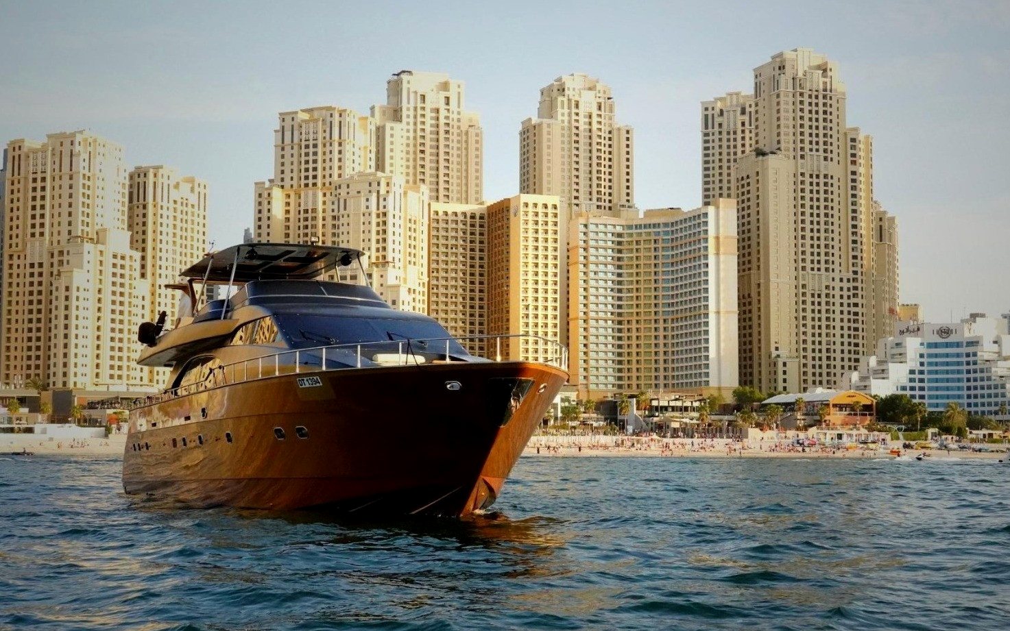 Azimut Anna (85 Fuß)