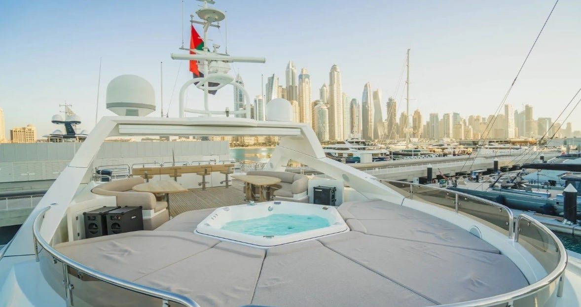 View 12: Sunseeker Lucien