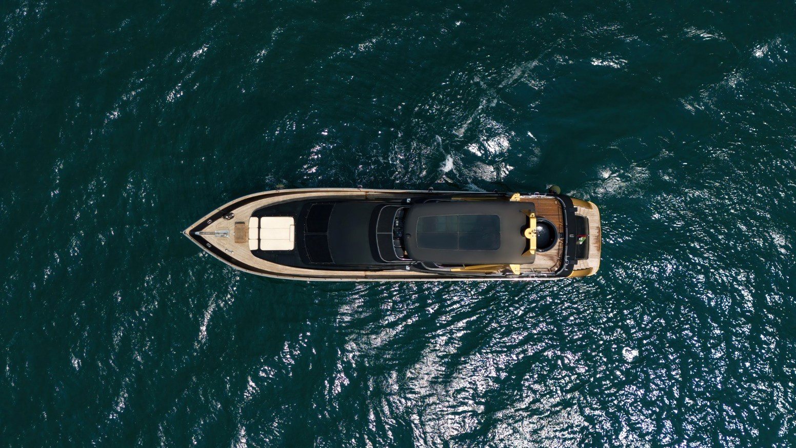 View 4: Azimut Anna