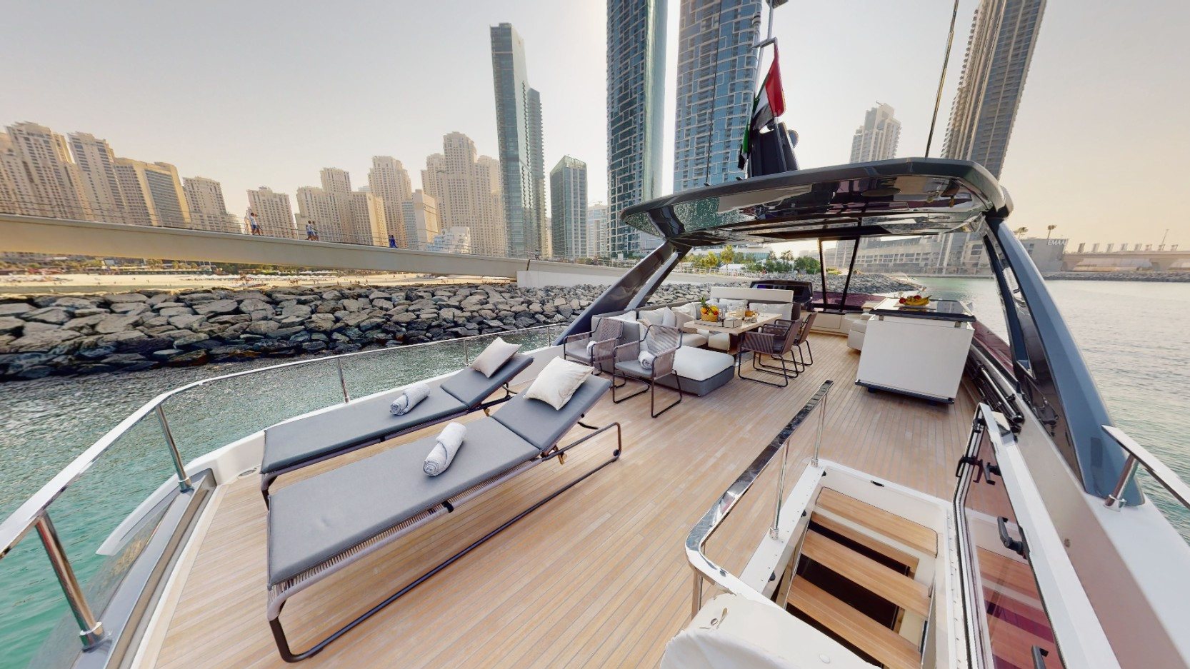 View 9: Ferretti 78 ft