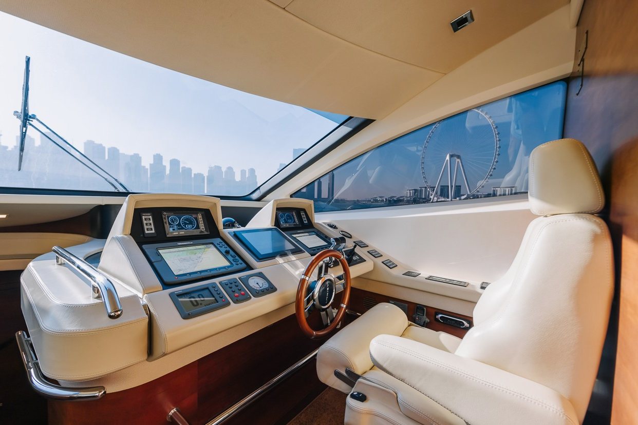 View 8: Azimut Viktoria