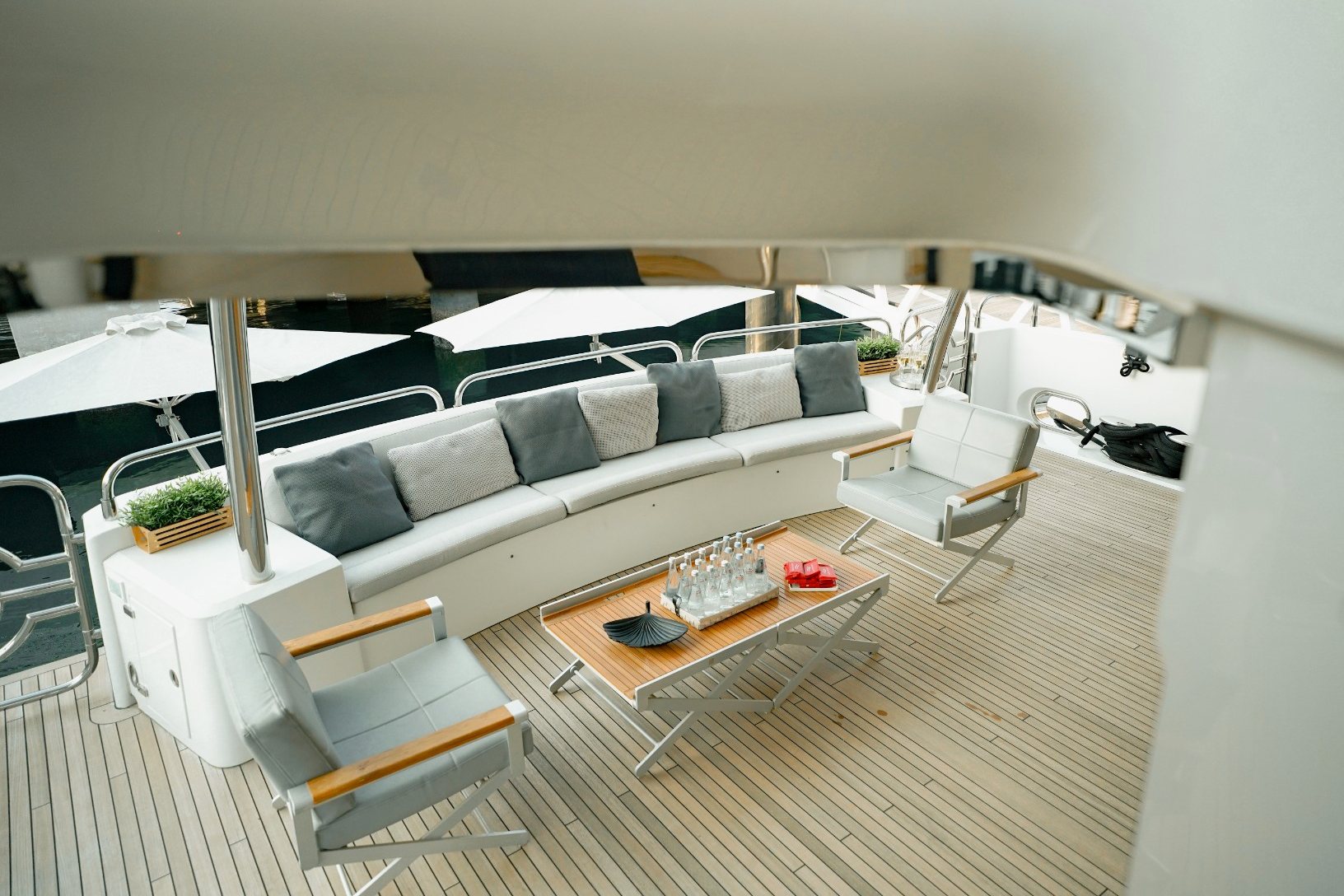 View 6: Sunseeker Encore
