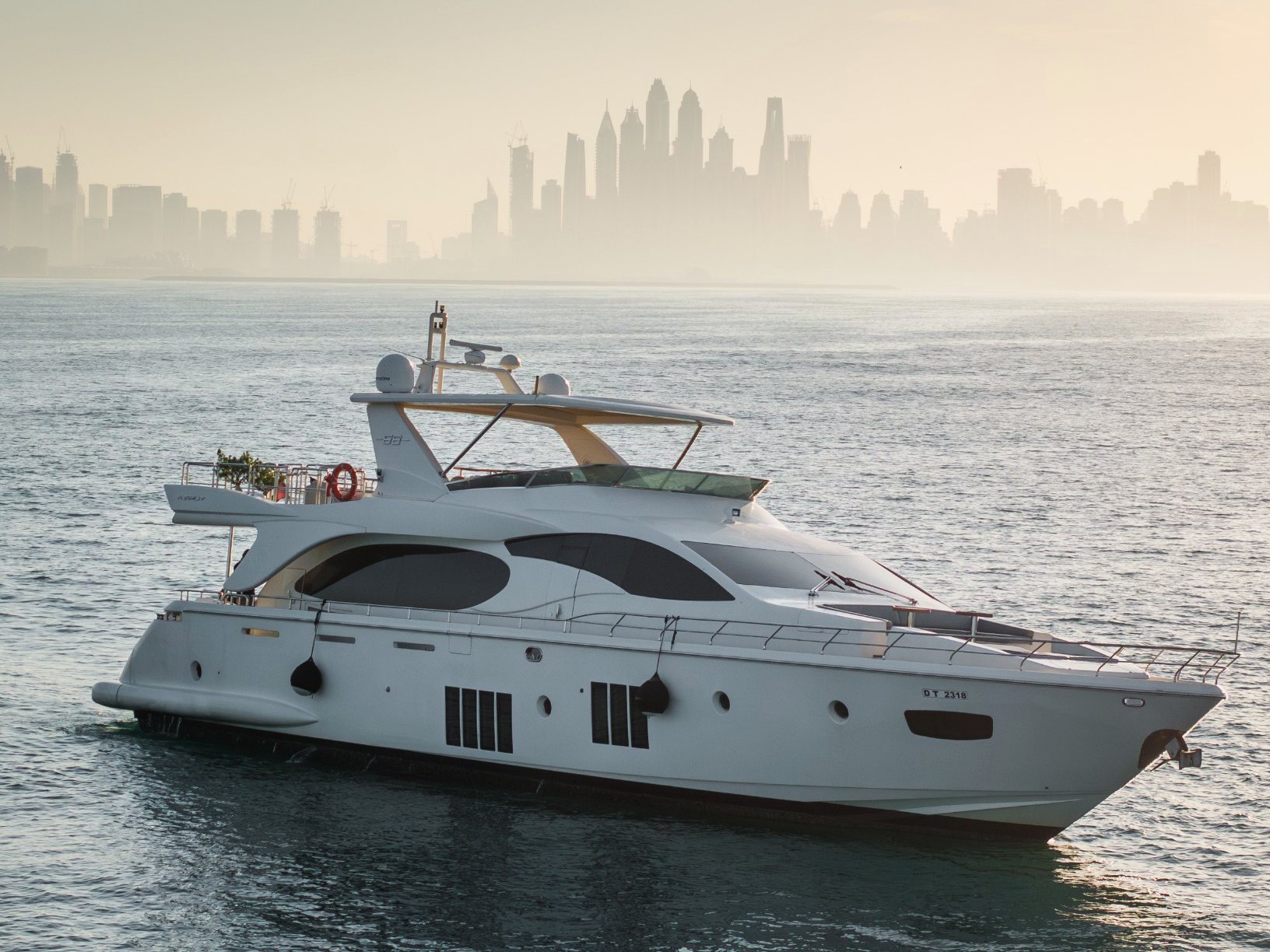 View 11: Azimut Satisfaction