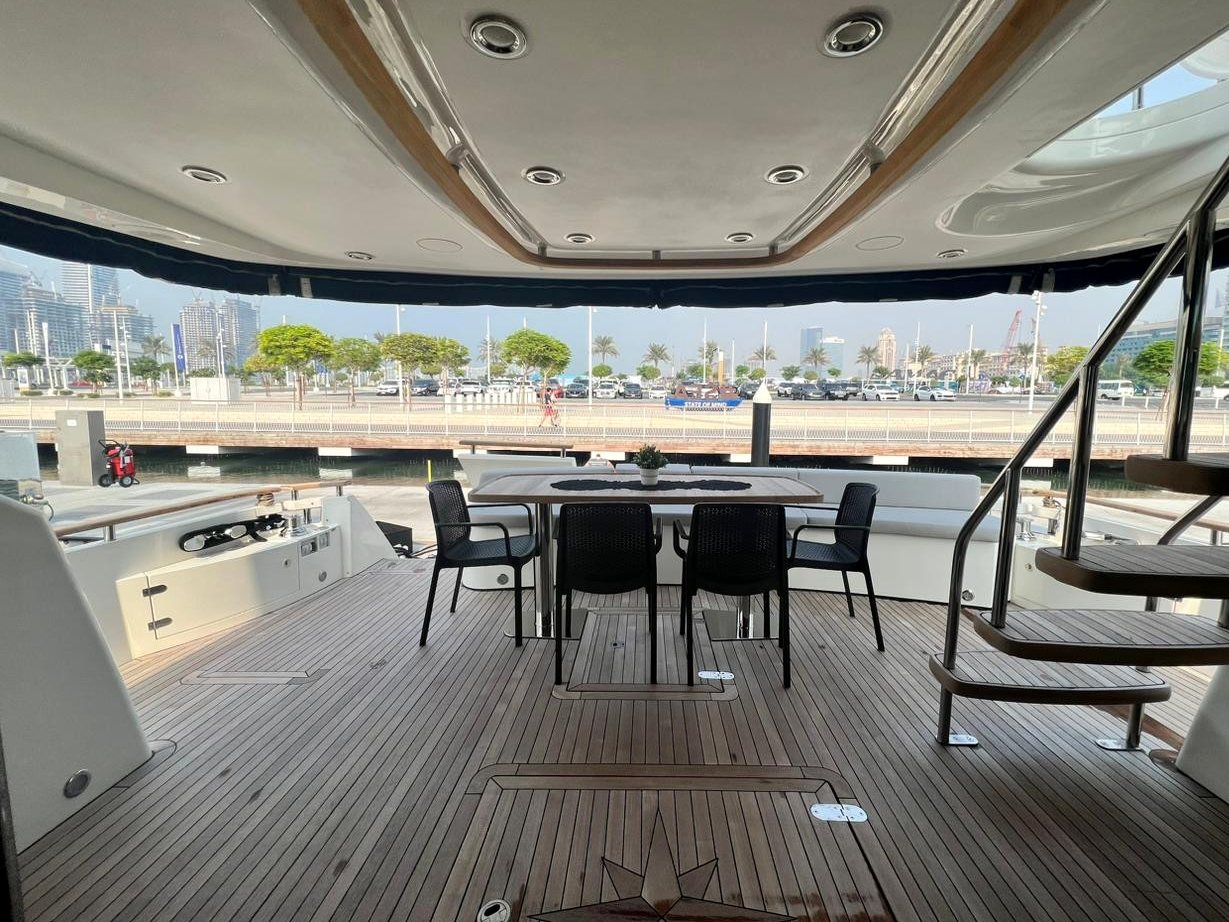 View 2: Fairline Liberty
