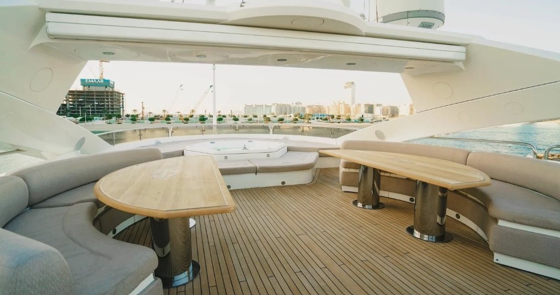 View 13: Sunseeker Lucien