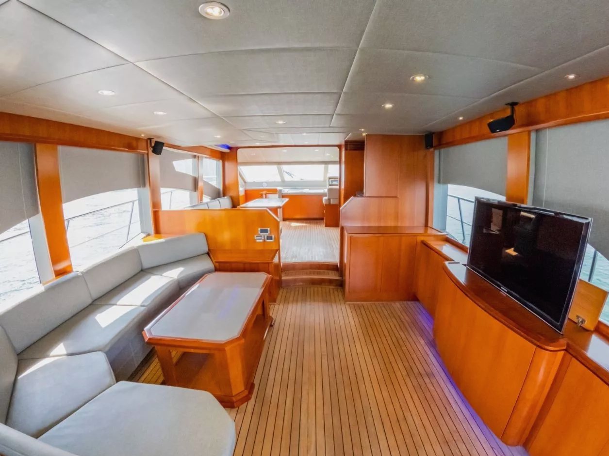 View 6: Azimut Lana
