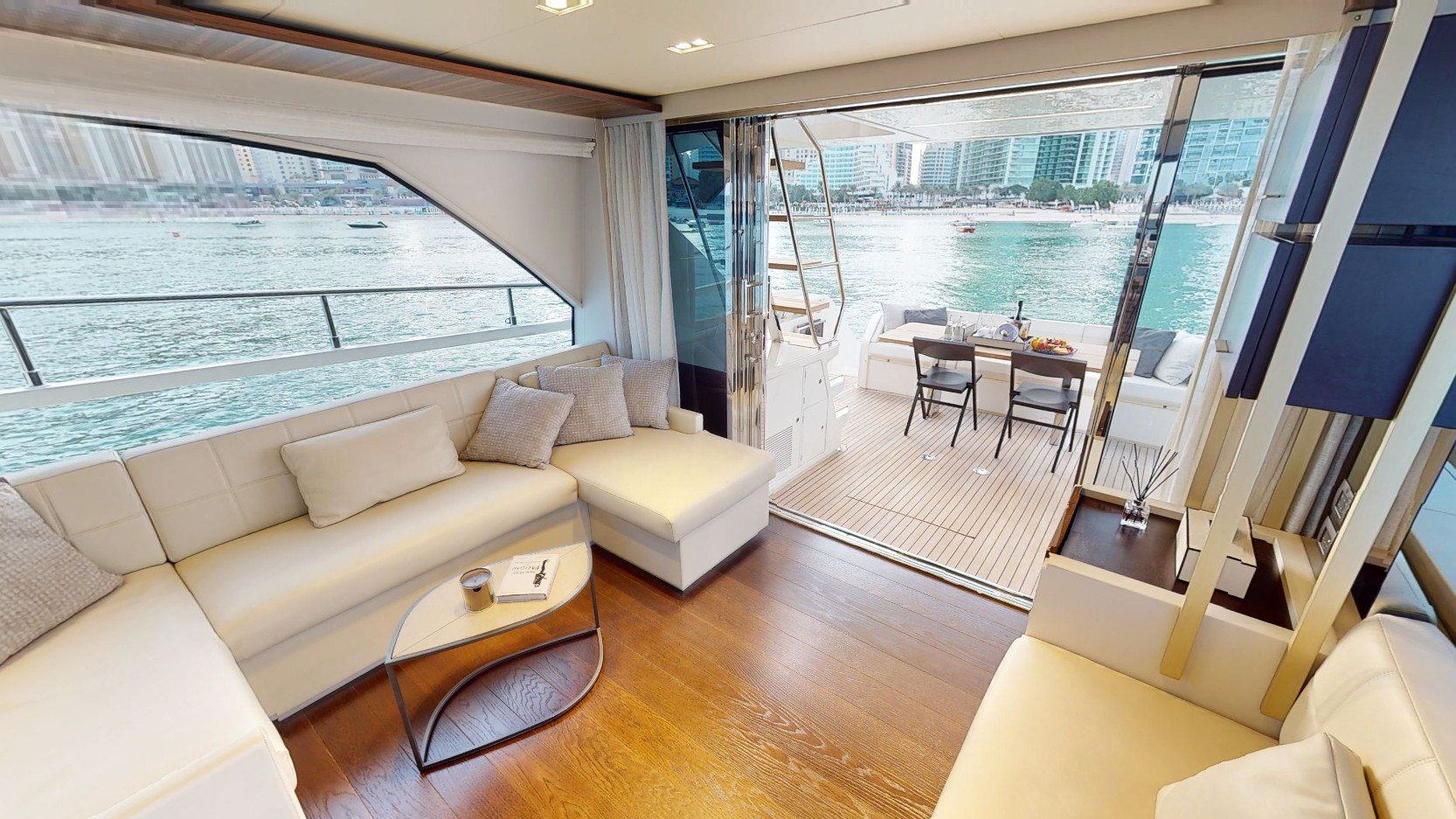 View 13: Ferretti 67 ft