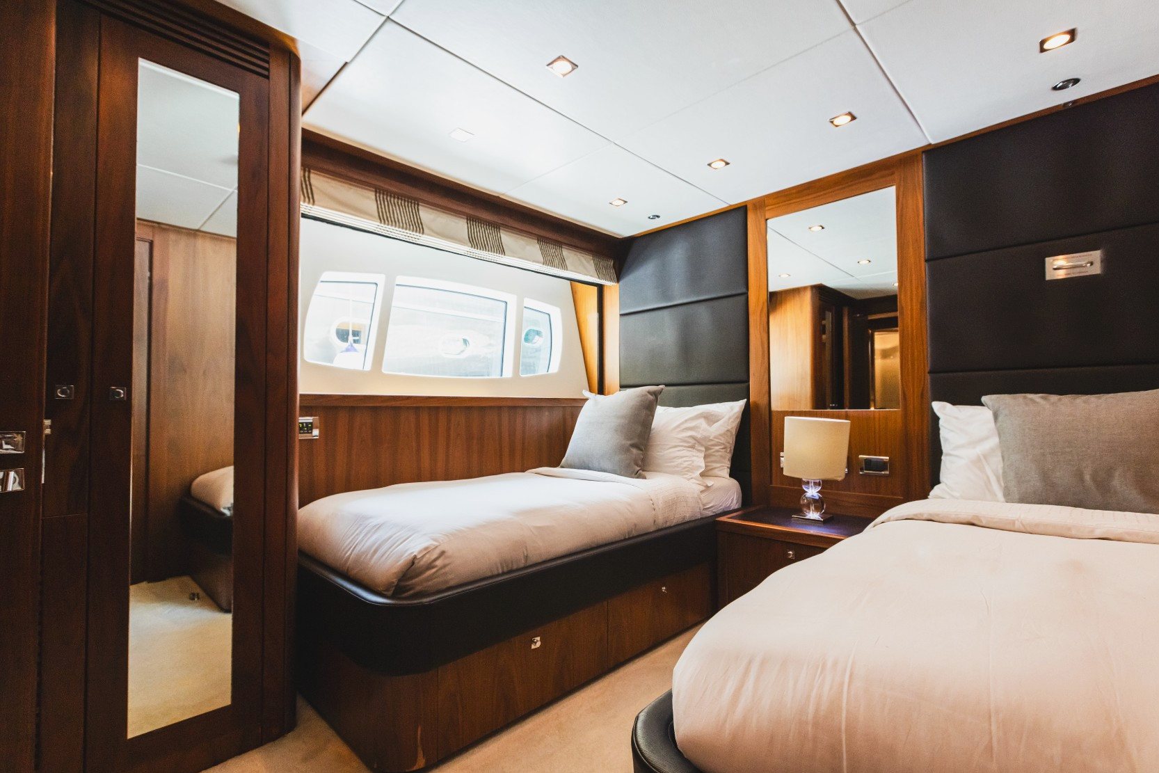 View 5: Sunseeker Lucien