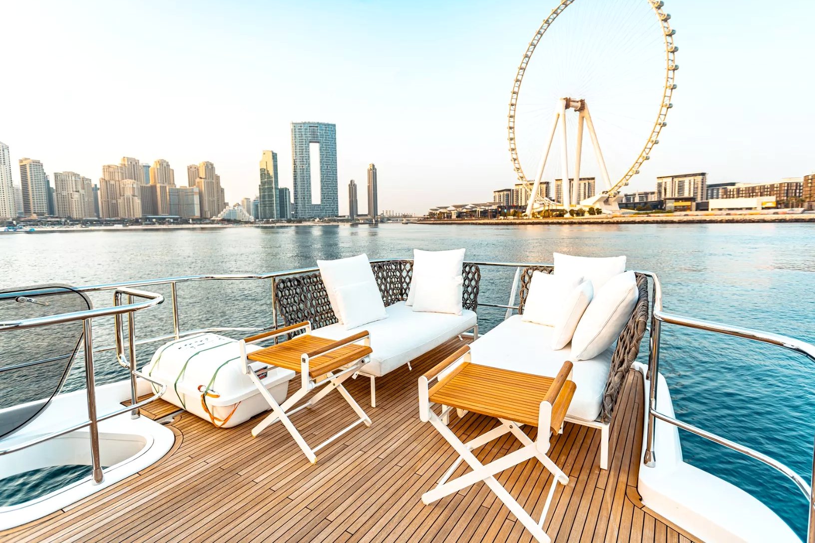 View 4: Azimut Magellano 66 ft