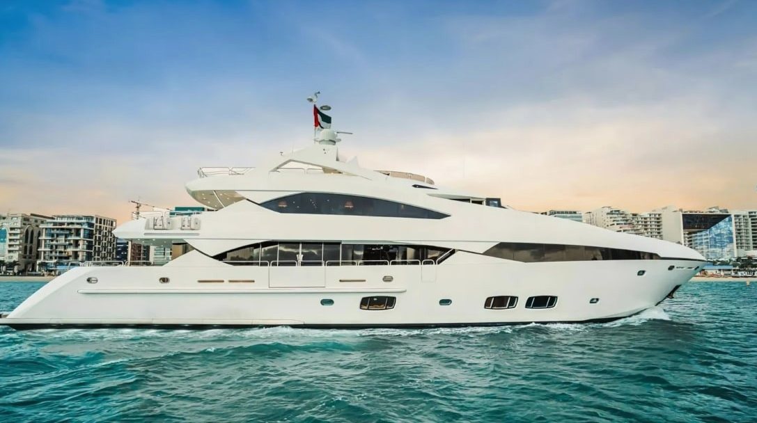 View 3: Sunseeker Lucien