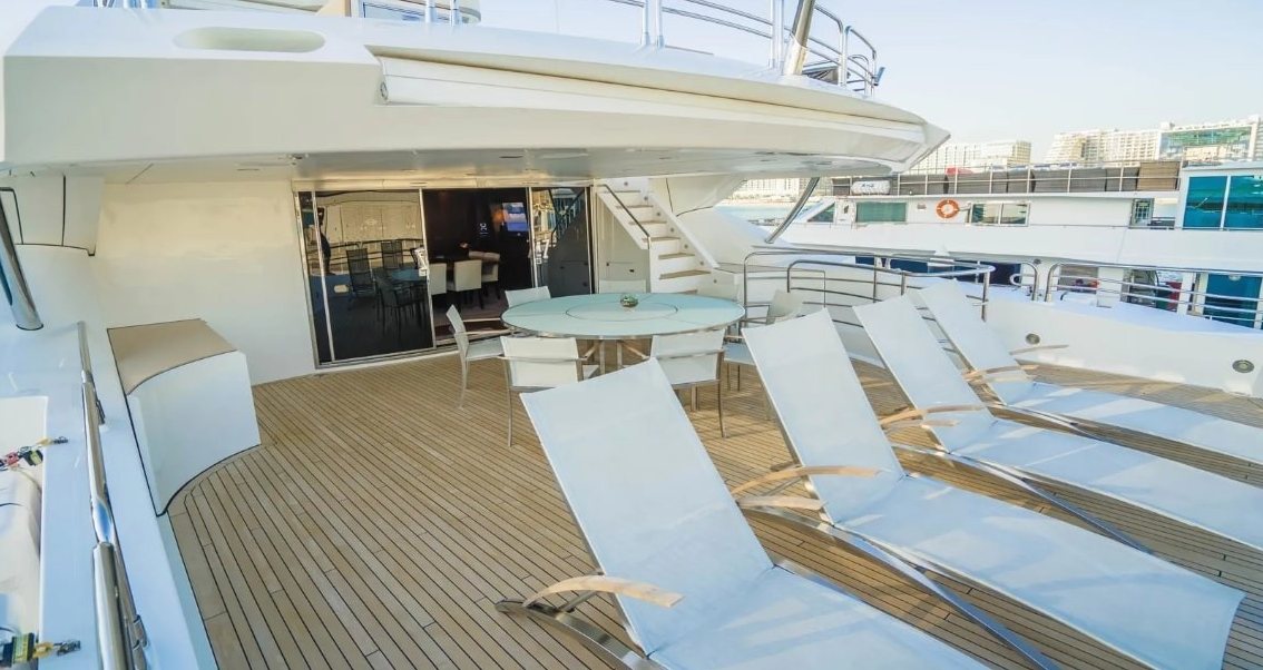 View 7: Sunseeker Lucien