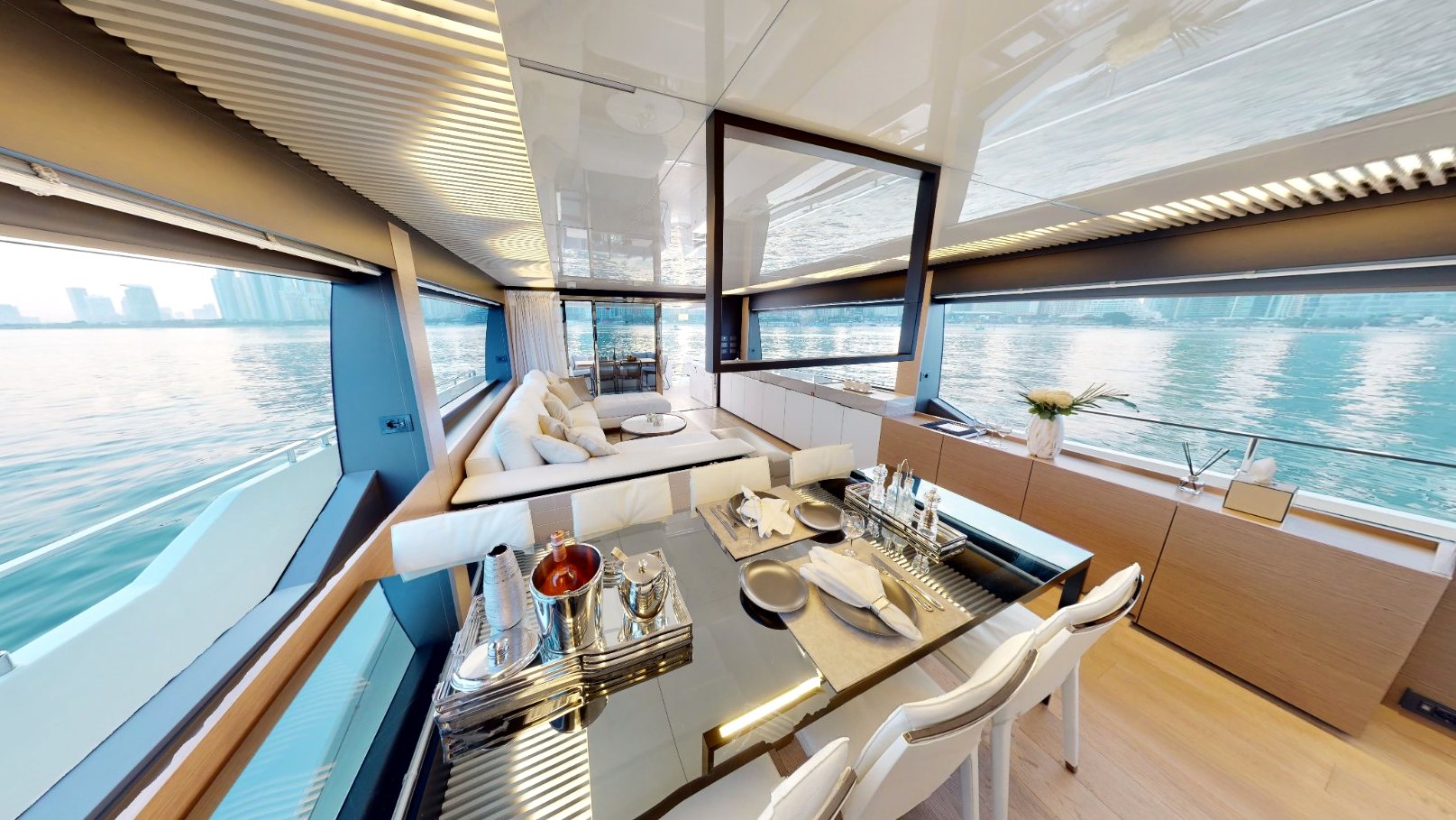 View 11: Ferretti 78 ft