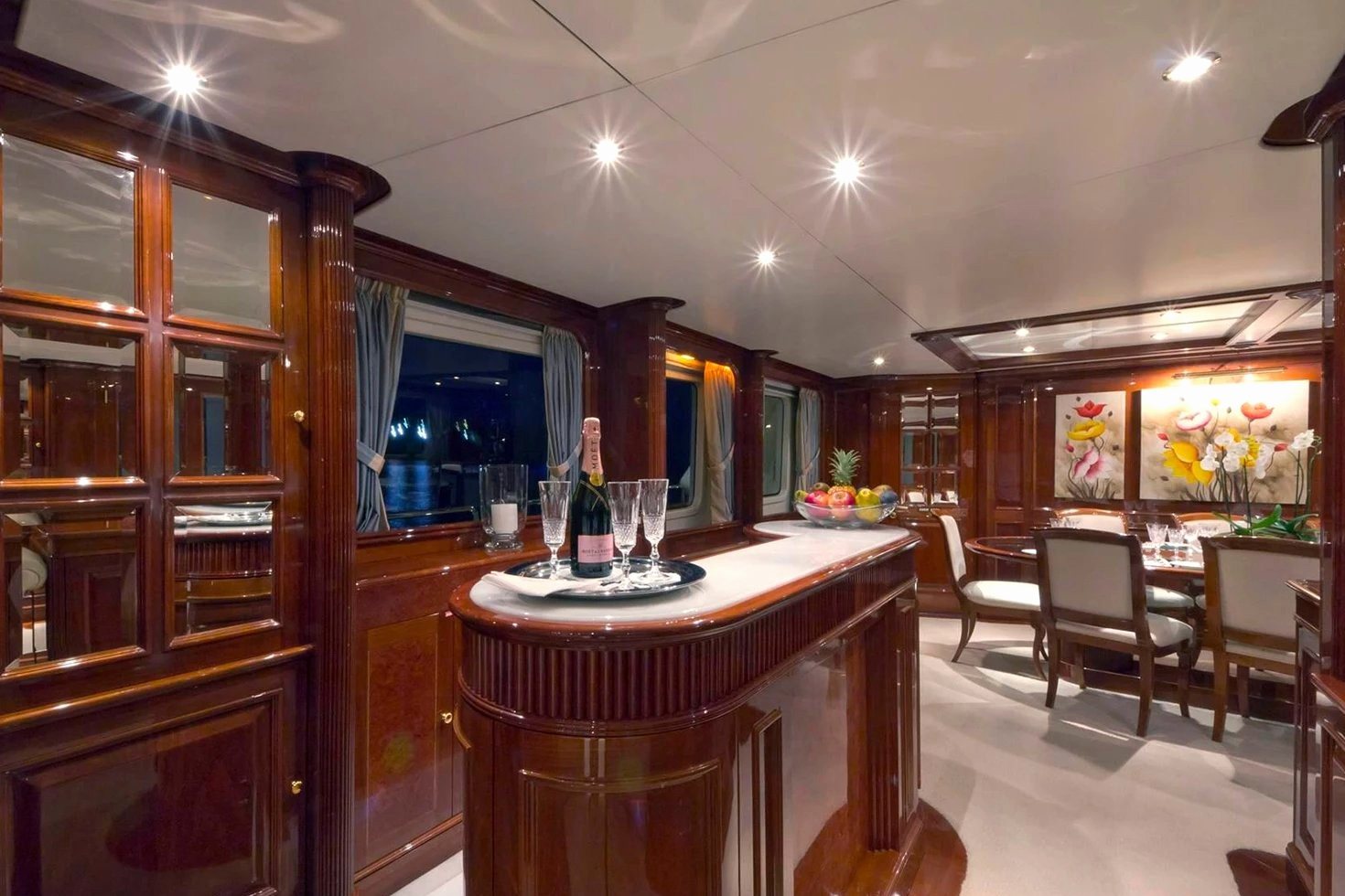 View 13: Benetti Gallus