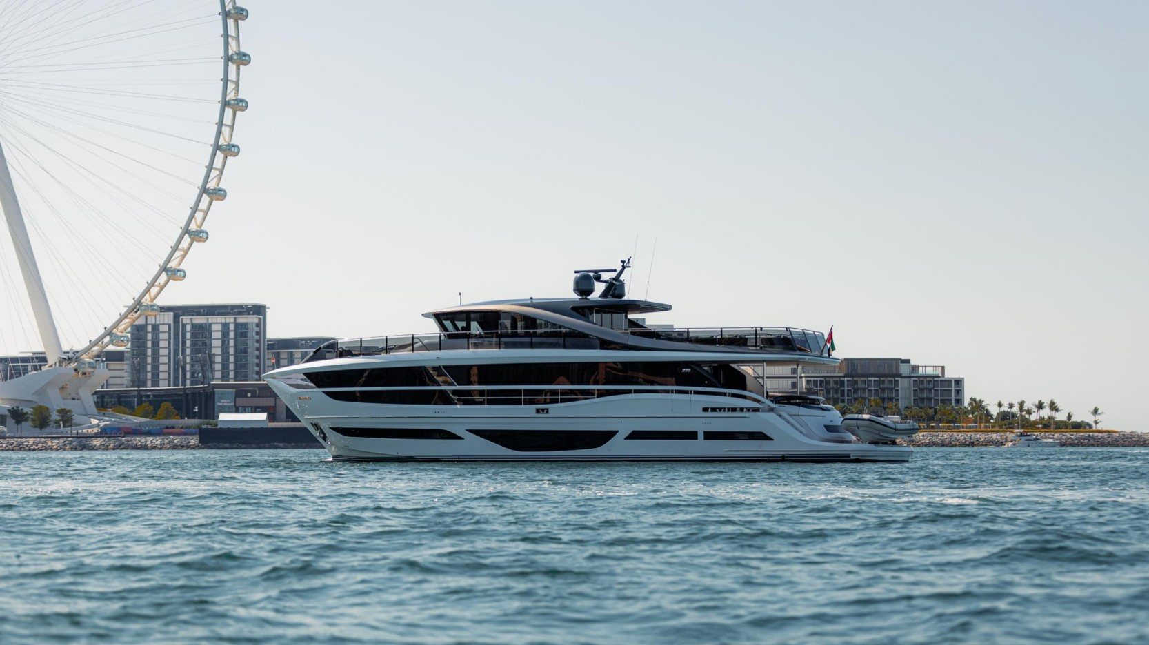 View 15: Princess 95X Super-flybridge