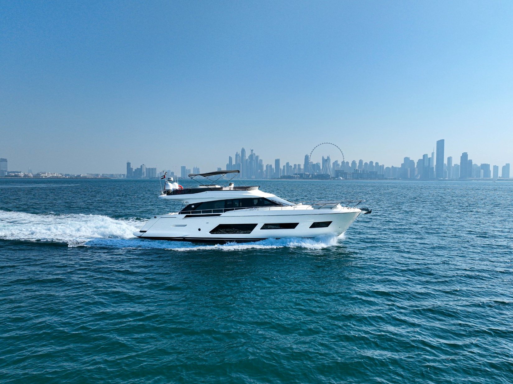 View 2: Ferretti 67 ft