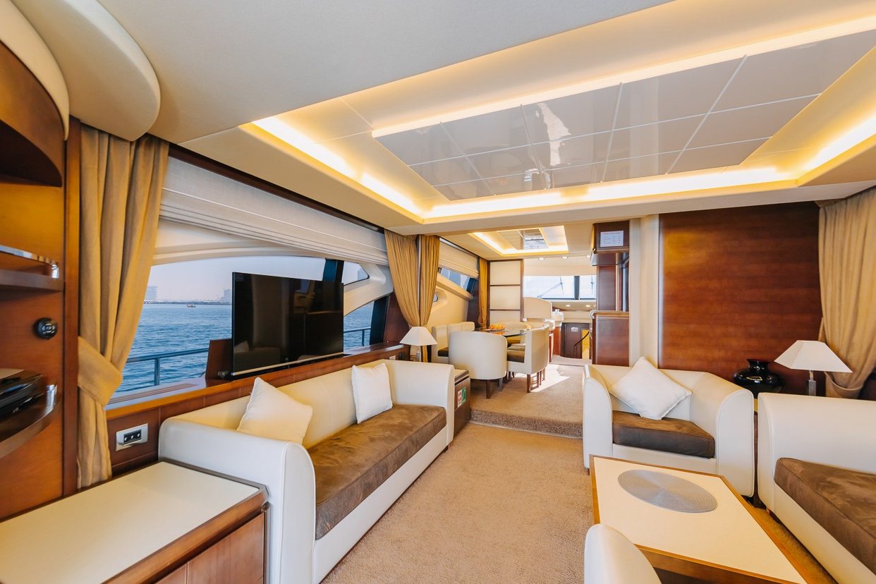View 15: Azimut Viktoria