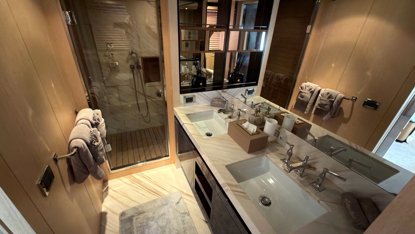 View 5: Azimut Satisfaction
